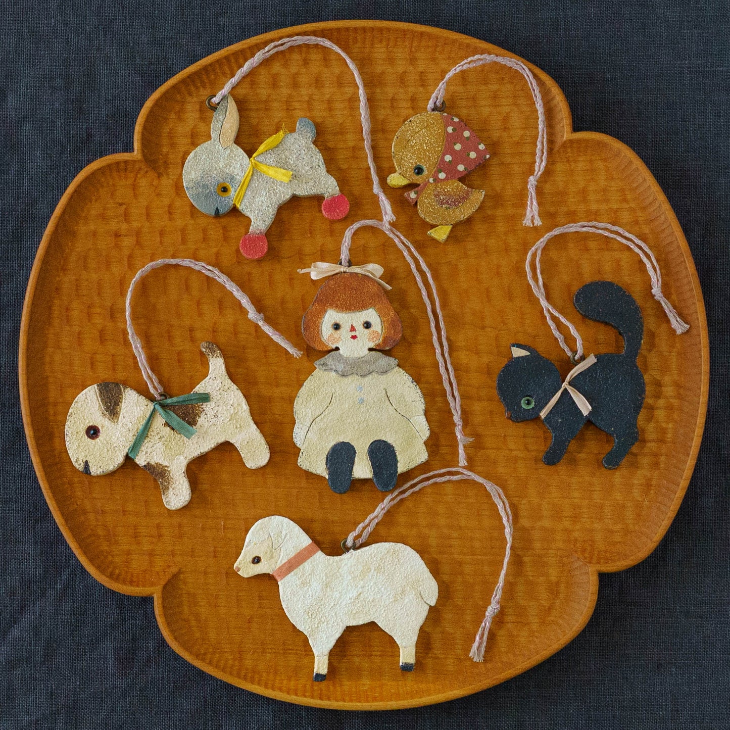 Antique toy ornament set | arica