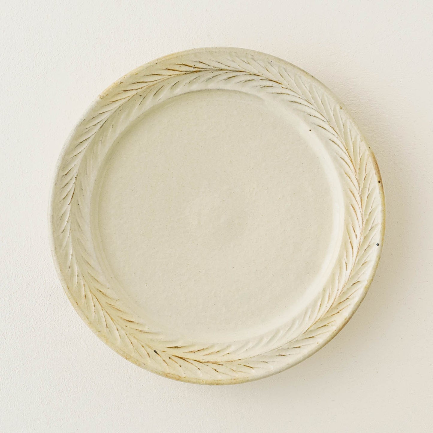 Leaf rim Plate 21.5cm White | Furutani Pottery