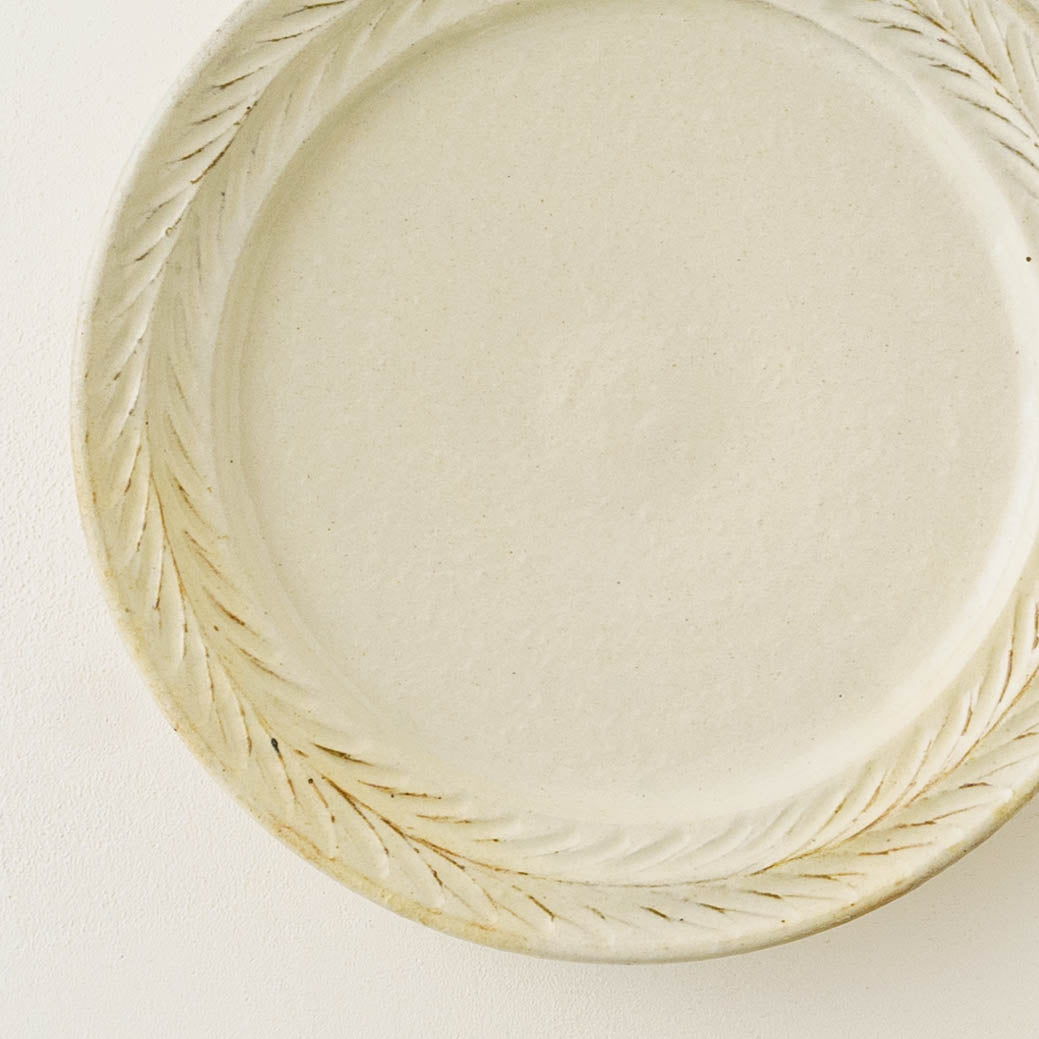 Leaf rim Plate 21.5cm White | Furutani Pottery