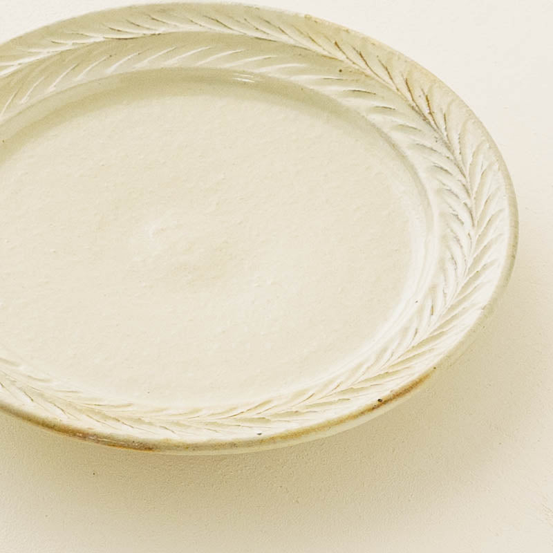 Leaf rim Plate 21.5cm White | Furutani Pottery