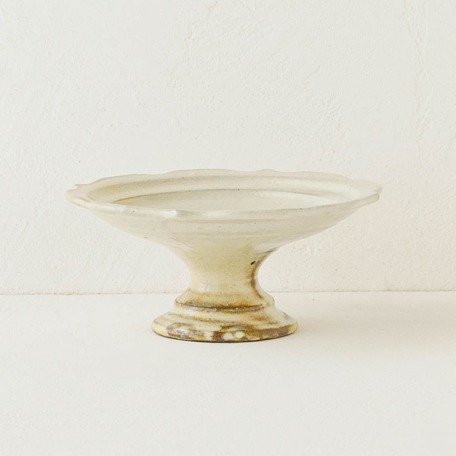 鉄散　彫刻コンポート皿　13cm｜古谷製陶所