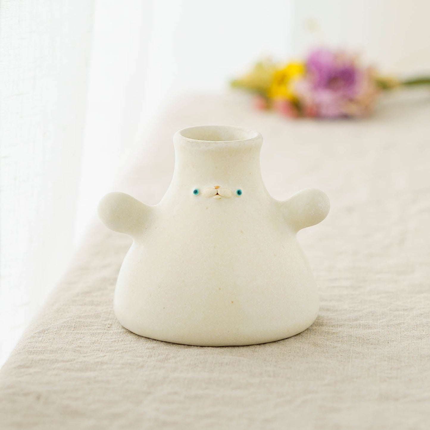 frasco vase white｜Ryoko Horie