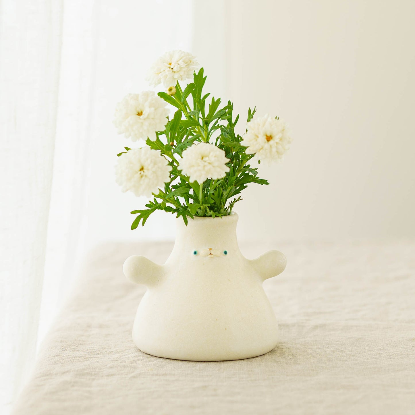 frasco vase white｜Ryoko Horie