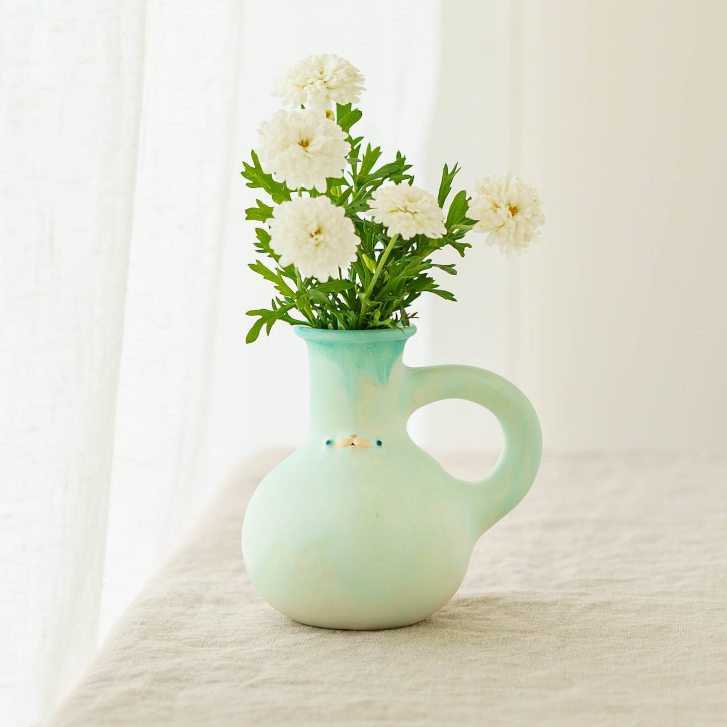 frasco vase light green |  Ryoko Horie