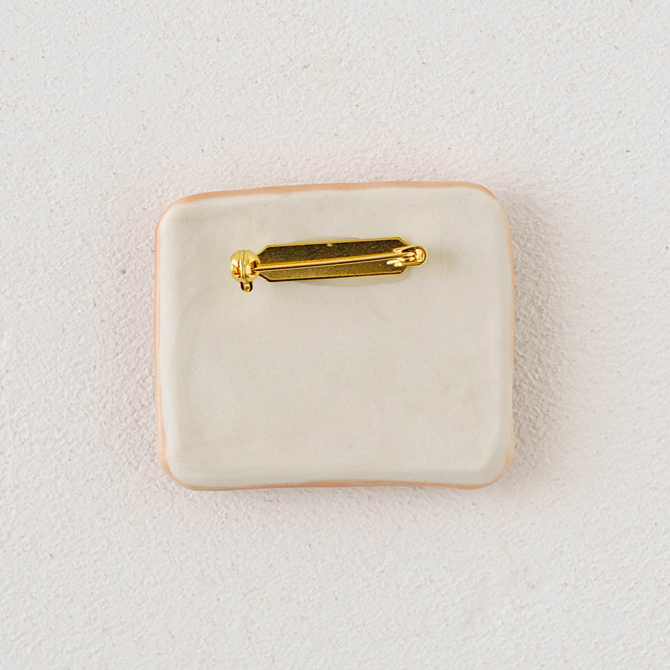 Retro peach tile stag | Minami Nonomura