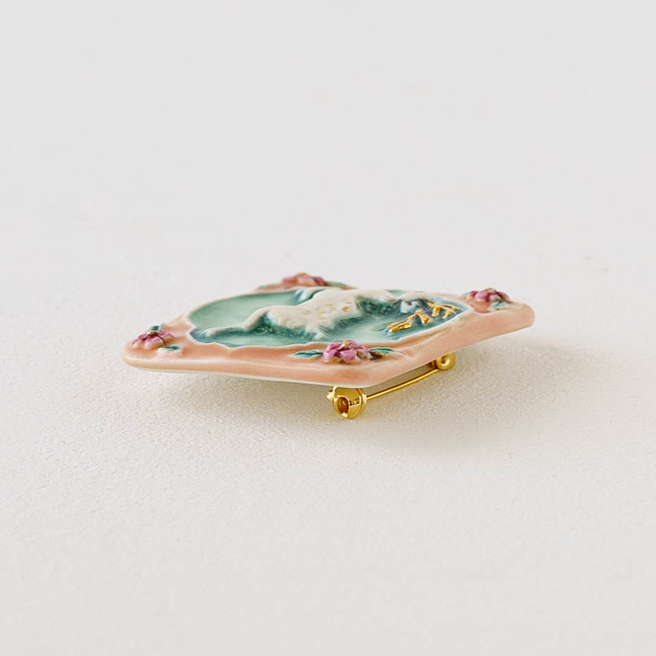Retro peach tile stag | Minami Nonomura