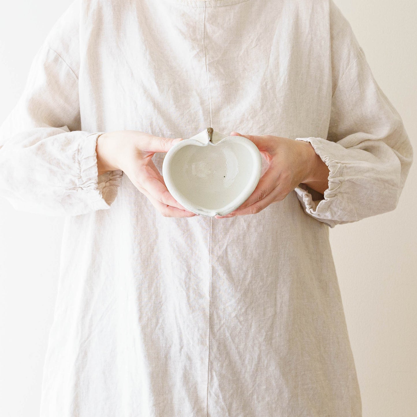 Apple Bowl SS White｜Furutani Pottery