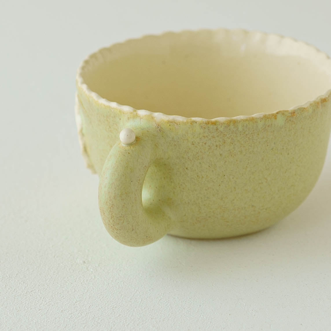 マグカップ　ペールグリーン｜もりはるか