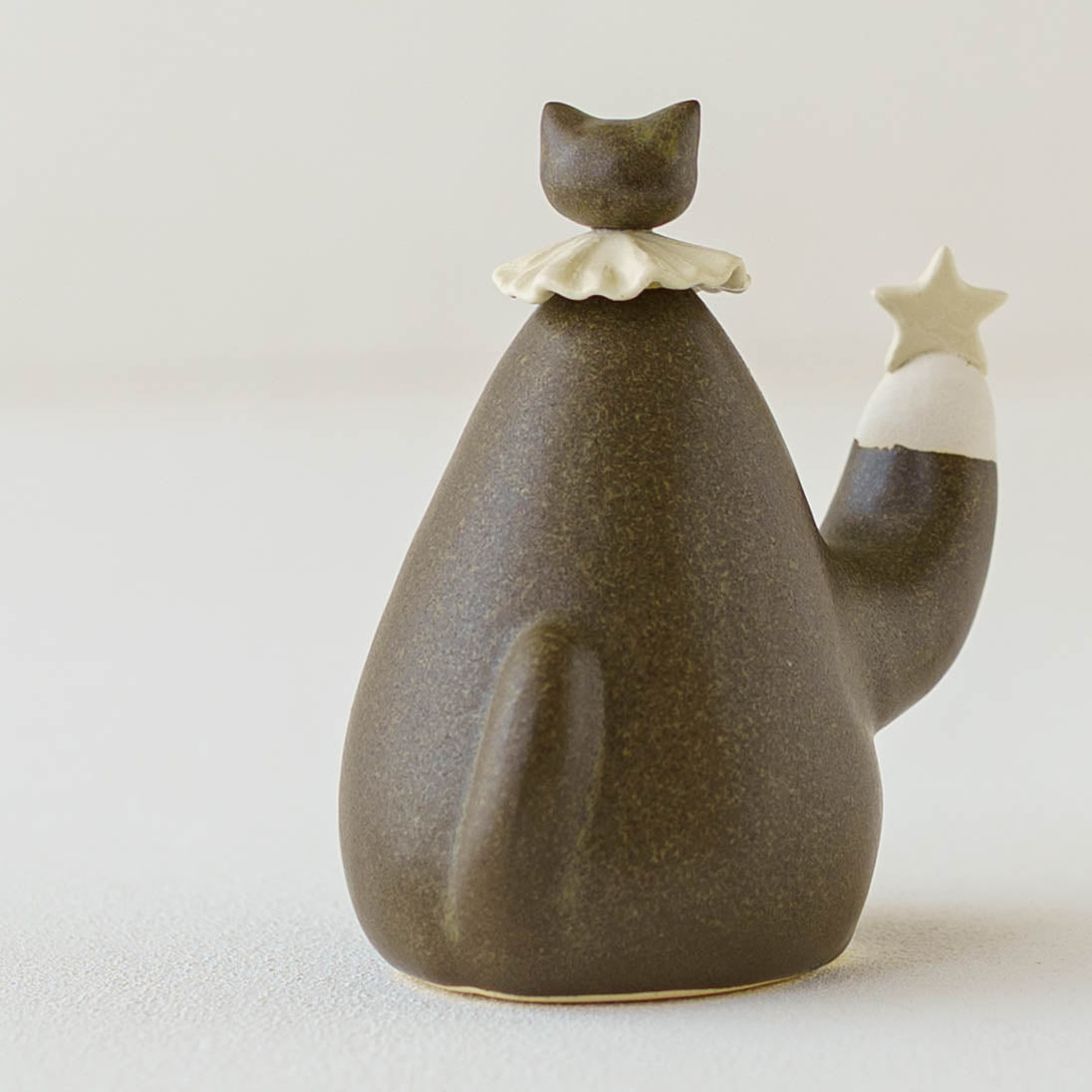 星を持つねこ｜もりはるか