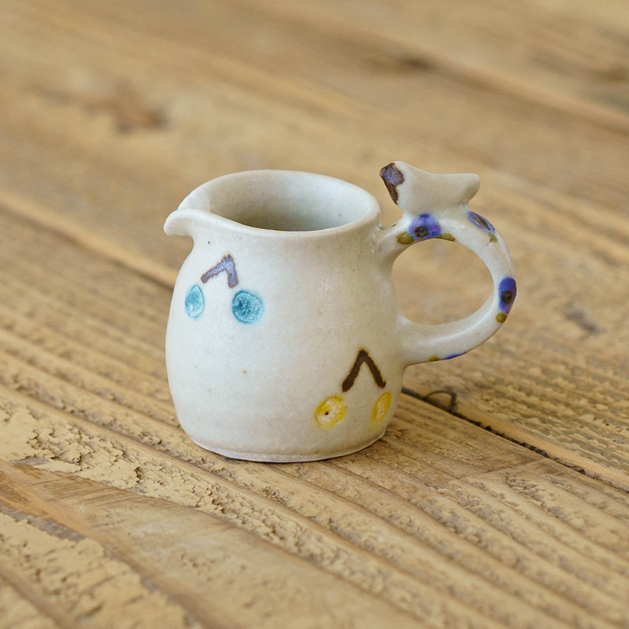 Mini pitcher bird and cherry white | Harada Haruko