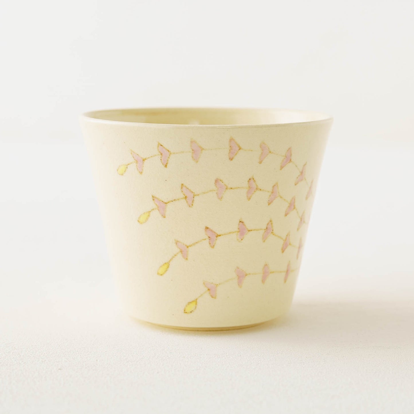 Cup Flowers  | Taki Tomoda