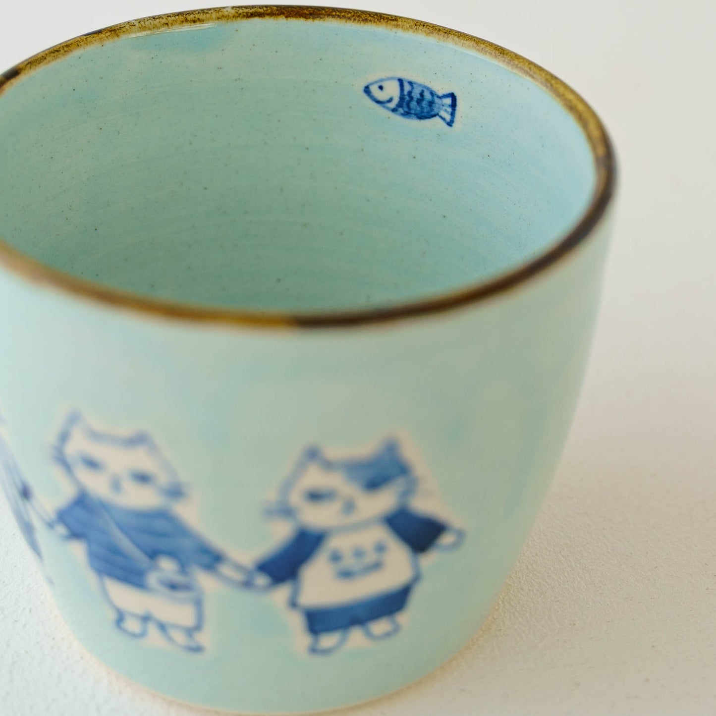 そば猪口　水色　ねこーず｜喜多代京子