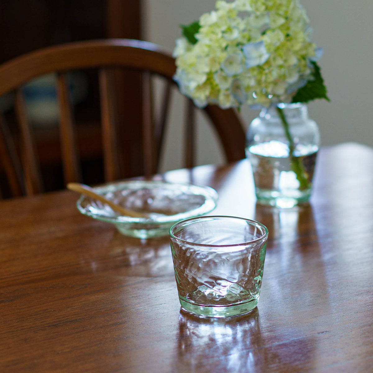 Chimaru glass white | Nijinoha Aiko Hiraiwa