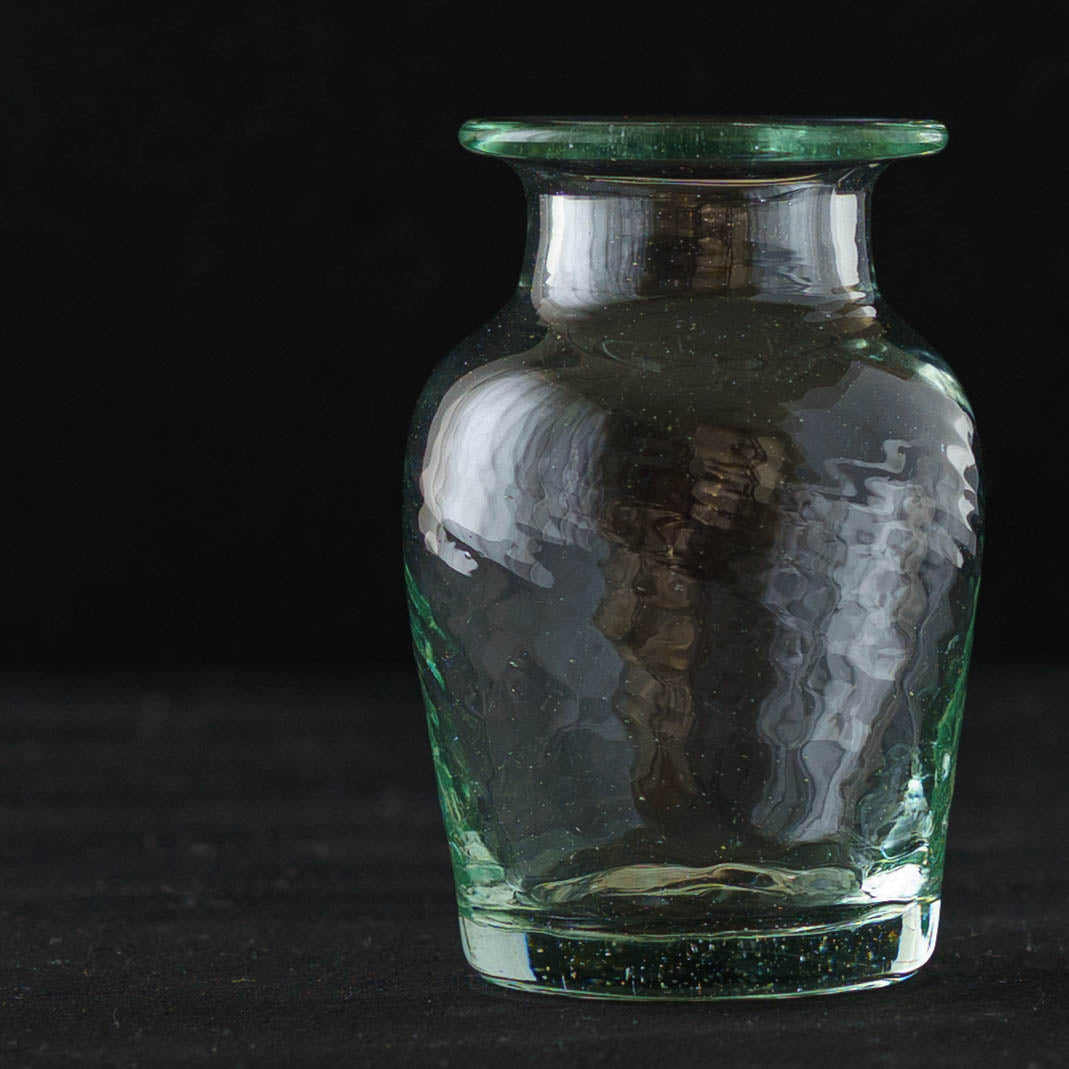 Small white vase | Nijinoha