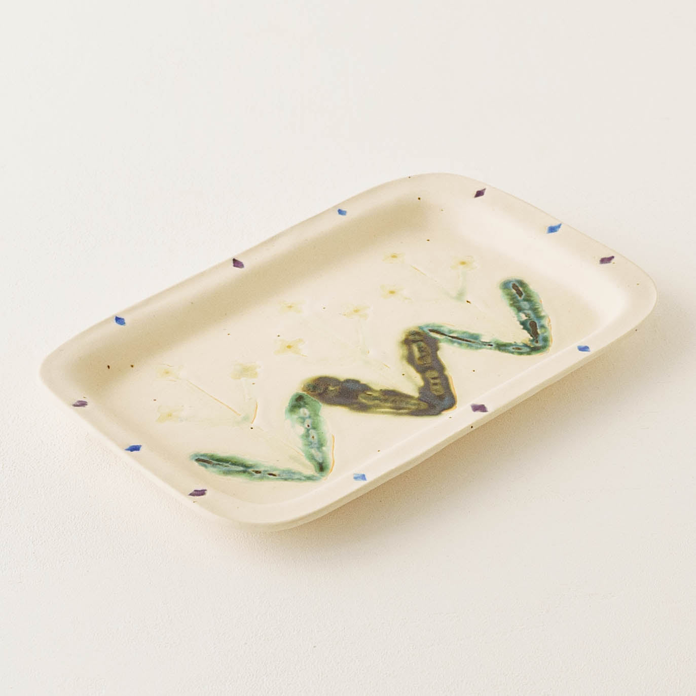 Flower Plate White A | Yukiko Nagahama (Yabukarabou)