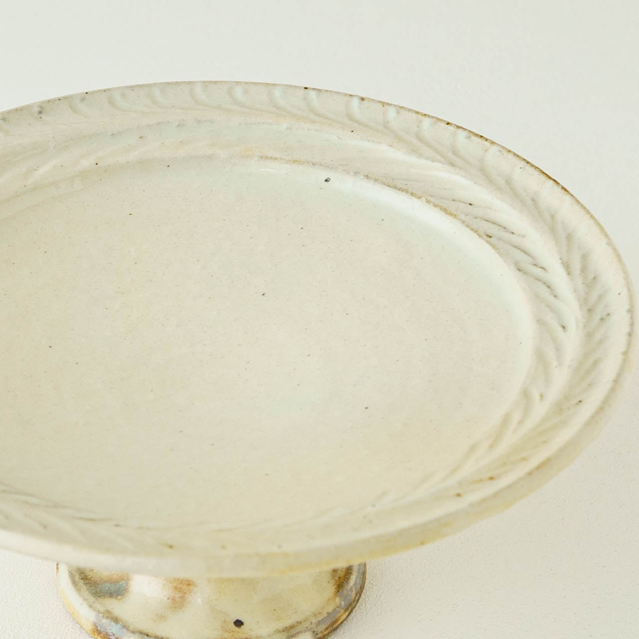 鉄散　リーフコンポート皿　18cm｜古谷製陶所