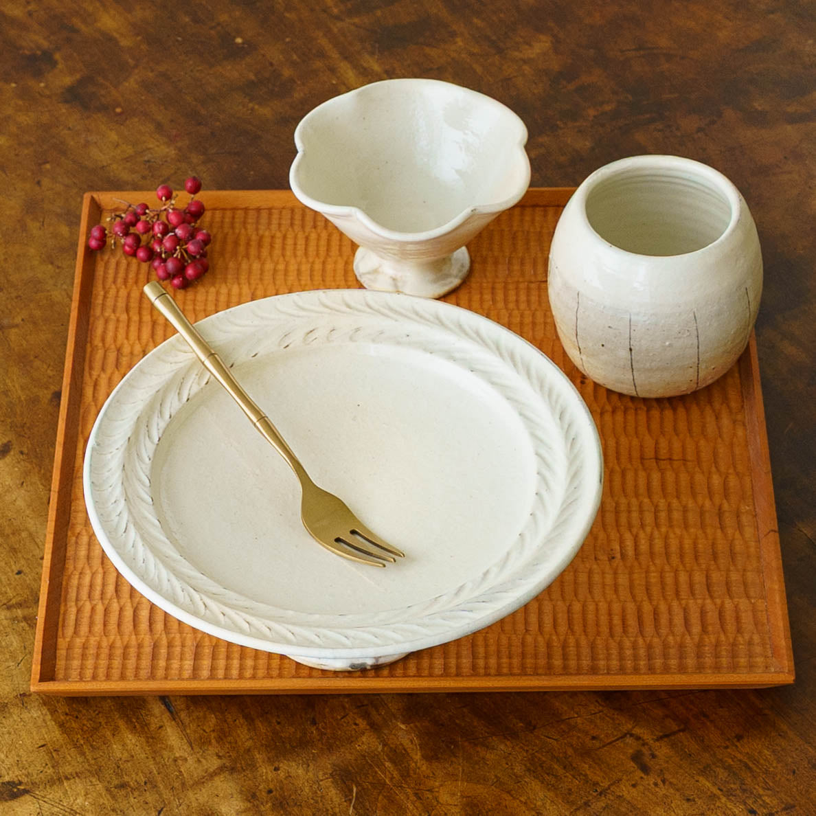 鉄散　リーフコンポート皿　18cm｜古谷製陶所