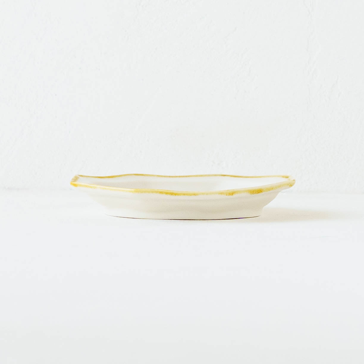 Octagonal Plate, Rabbit | Toshiyuki Haramura