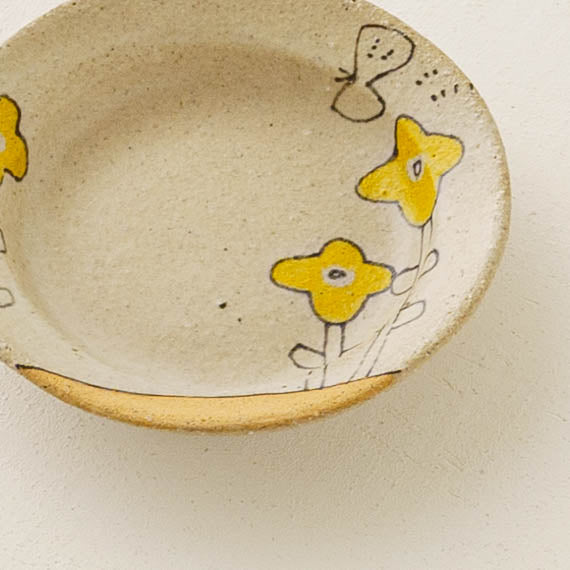 Plate yellow flower S | Asako Okamura