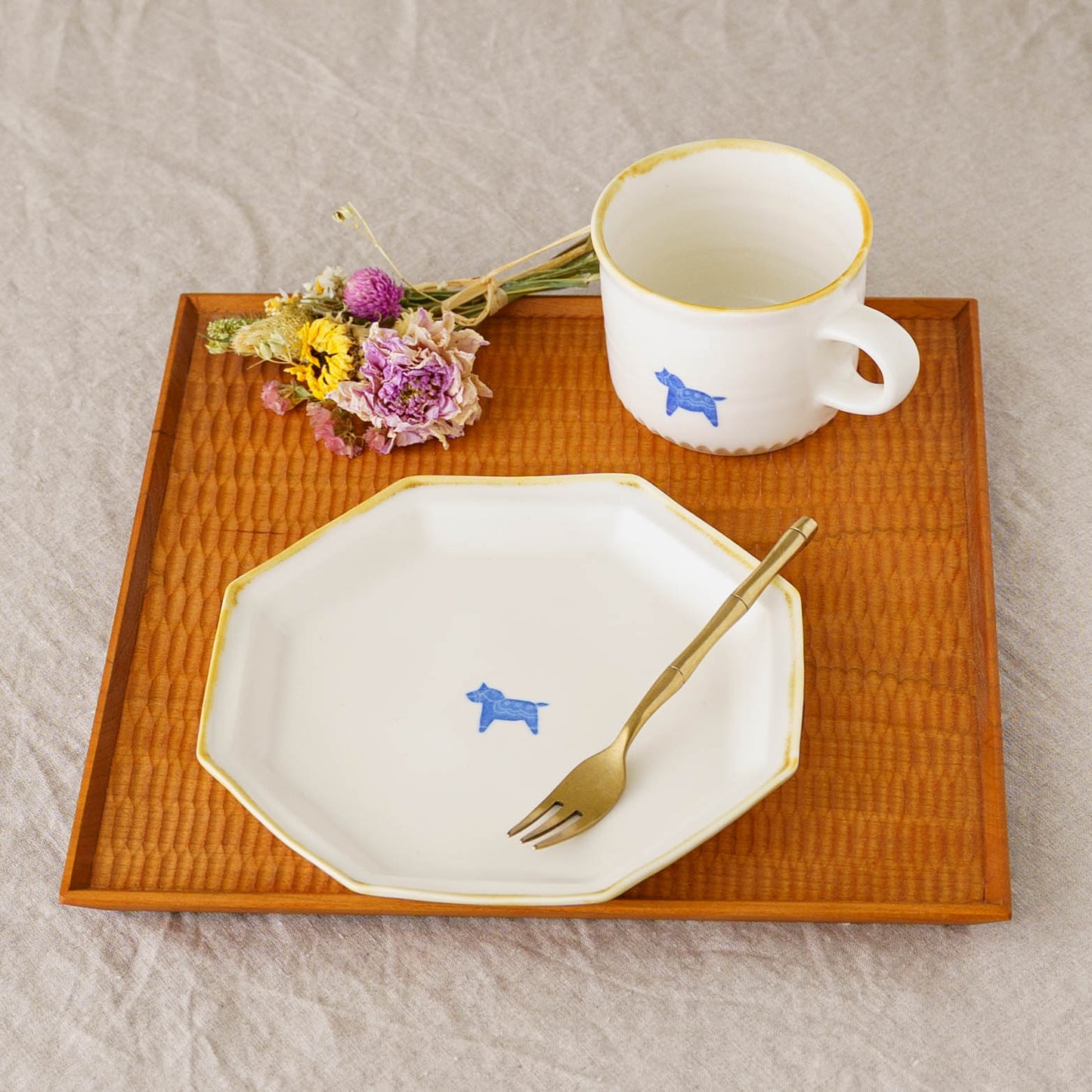 Mug Horse | Toshiyuki Haramura