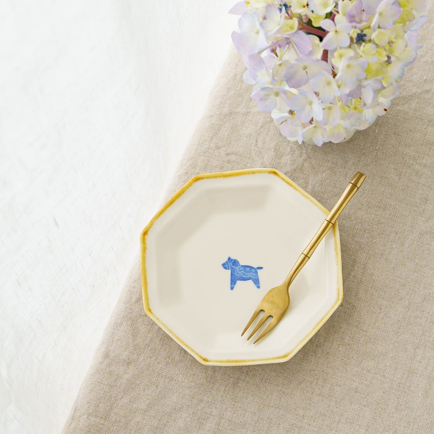 Octagonal Plate S  Horse | Toshiyuki Haramura