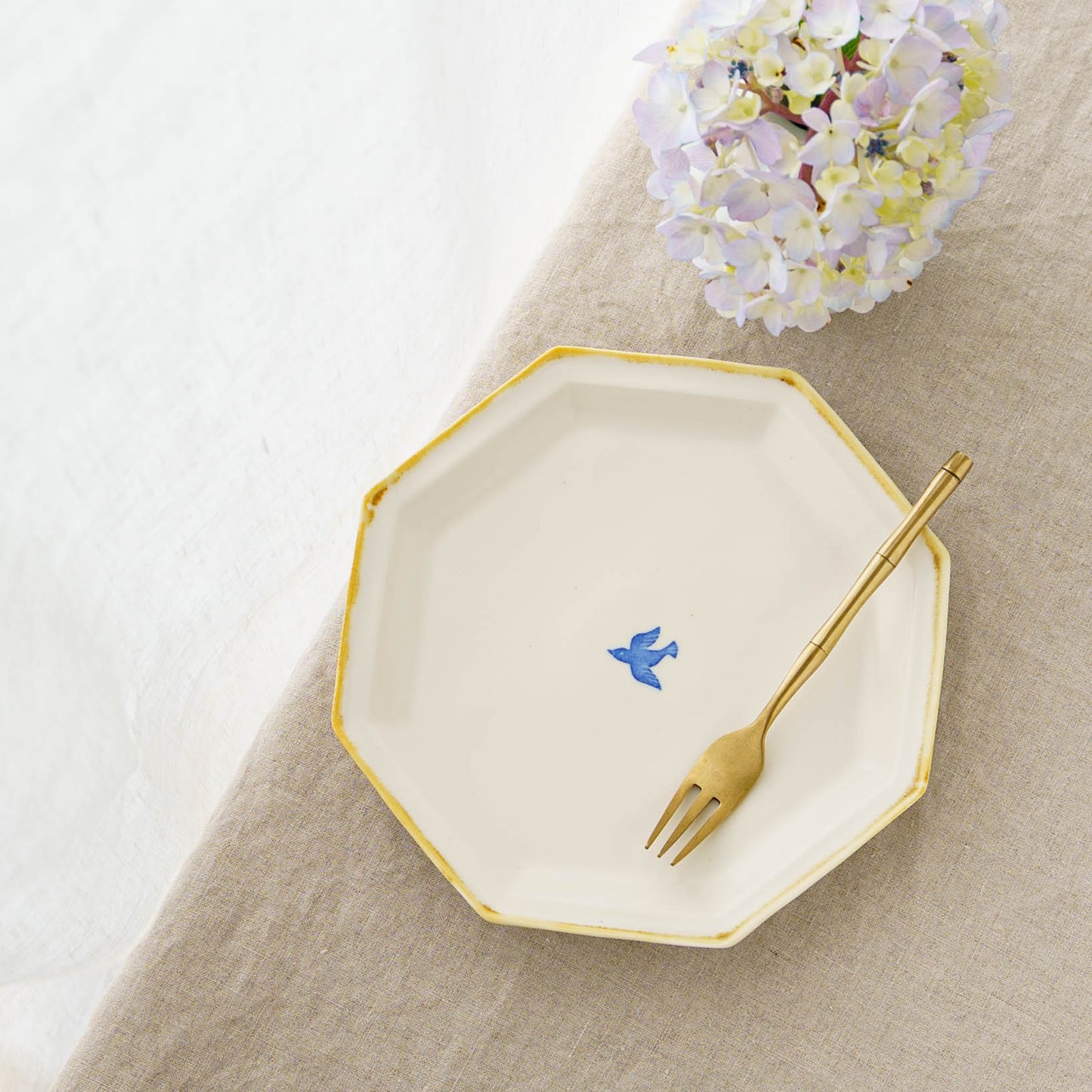 Octagonal Plate L  Bird | Toshiyuki Haramura