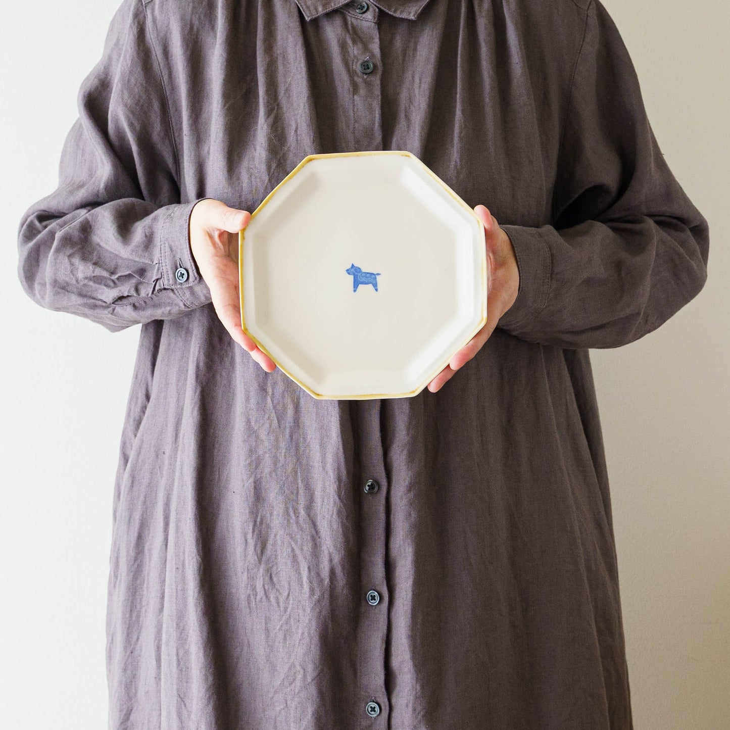 Octagonal Plate L Horse | Toshiyuki Haramura