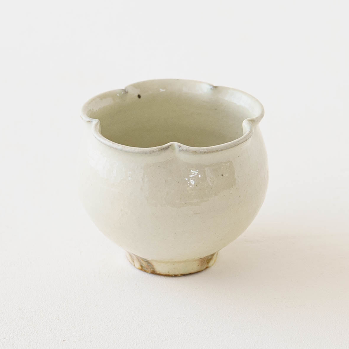 Flower cup White | Furuya Pottery