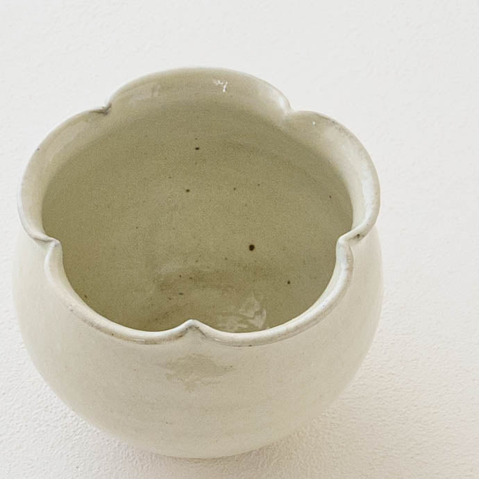 Flower cup White | Furuya Pottery
