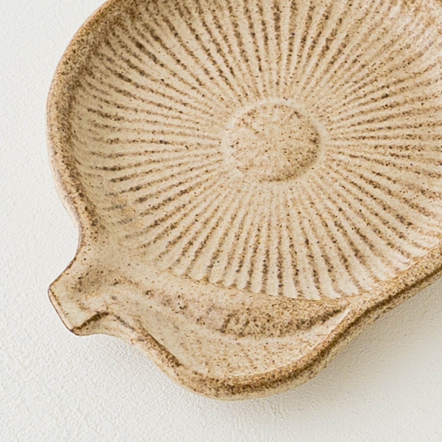 flower small plate White | fuji-gallery