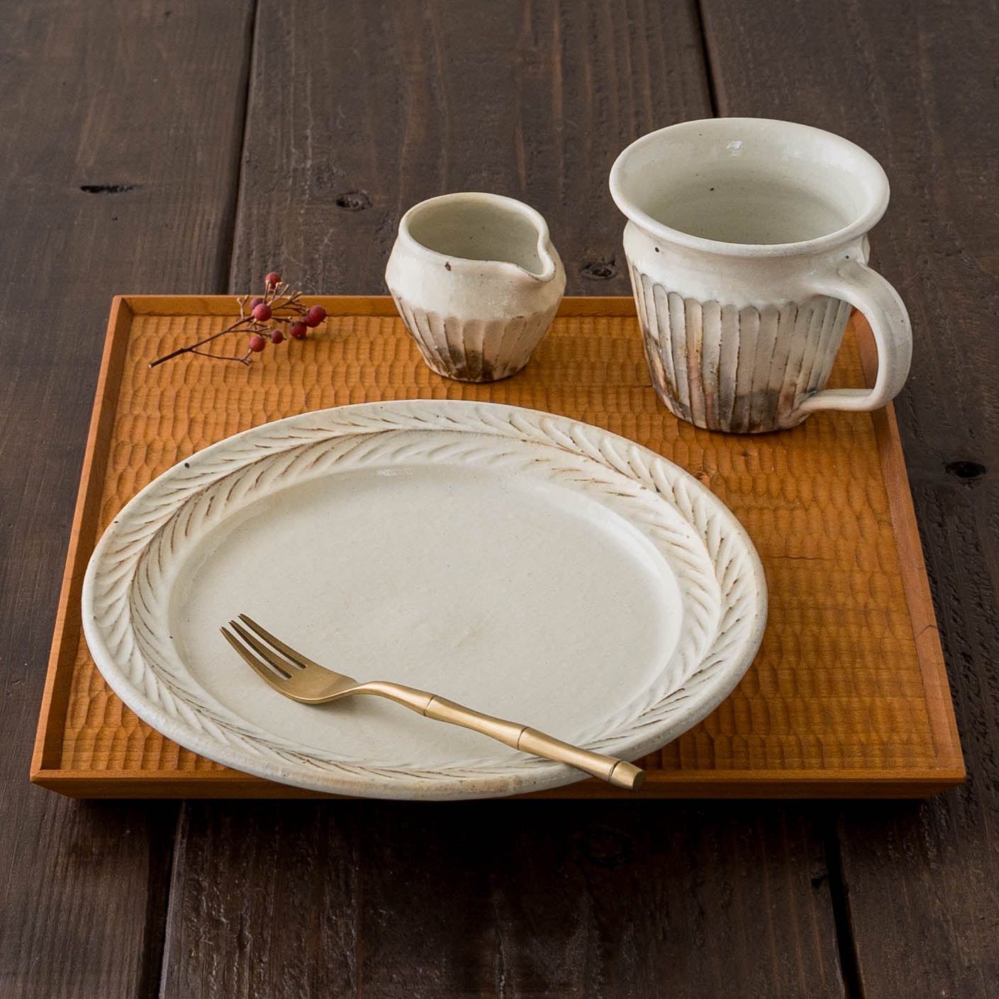 Leaf rim Plate 21.5cm White | Furutani Pottery