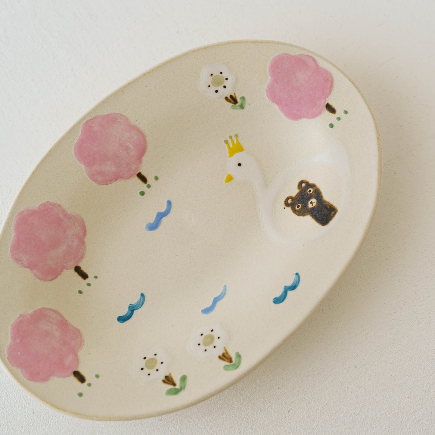 オーバル皿　中　お花見くま in スワンボート｜大田亜樹