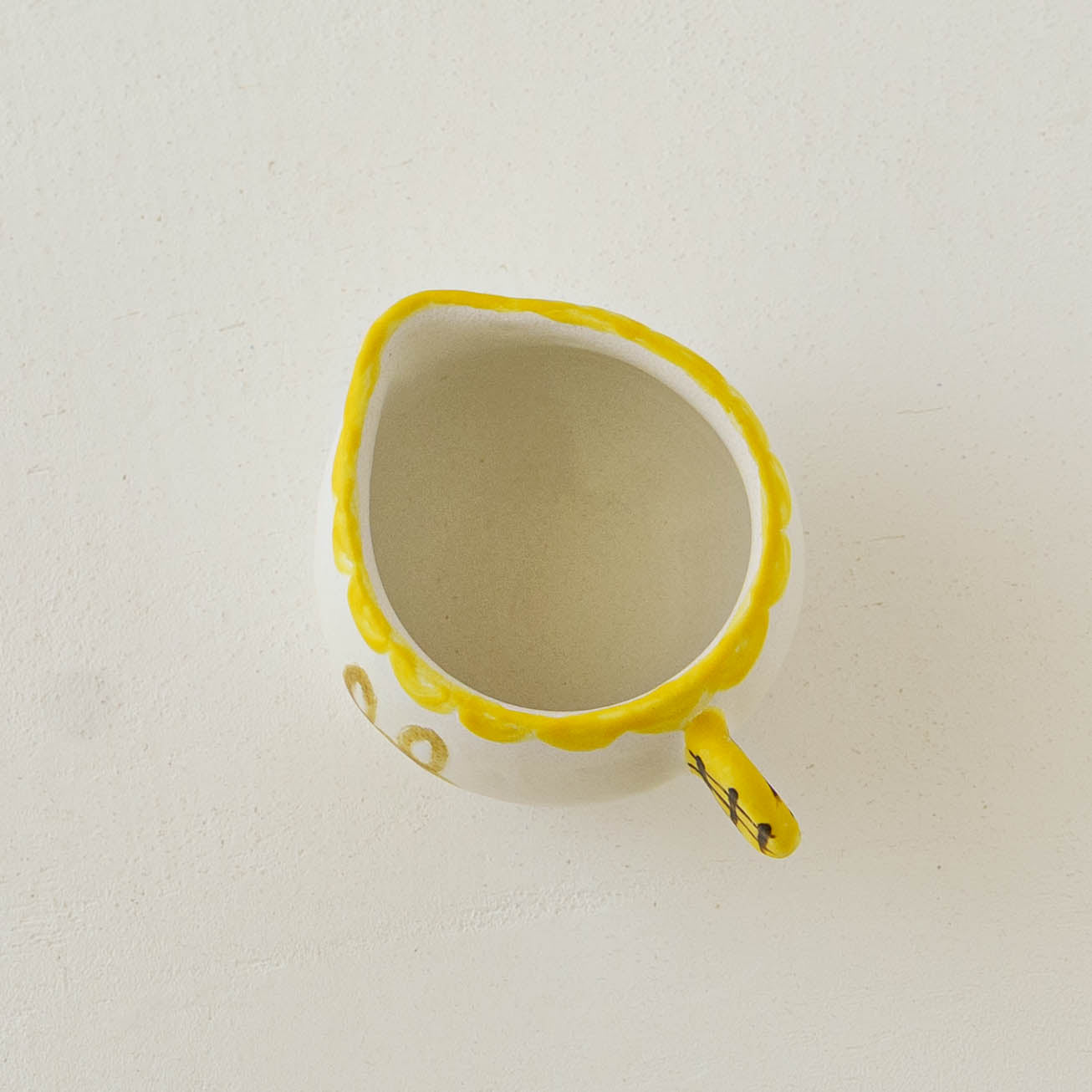 Milk pitcher rabbit | Aki Ota