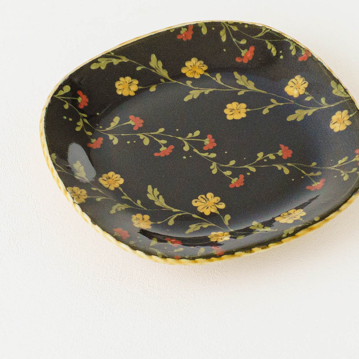 Square Plates | Ayano Arai