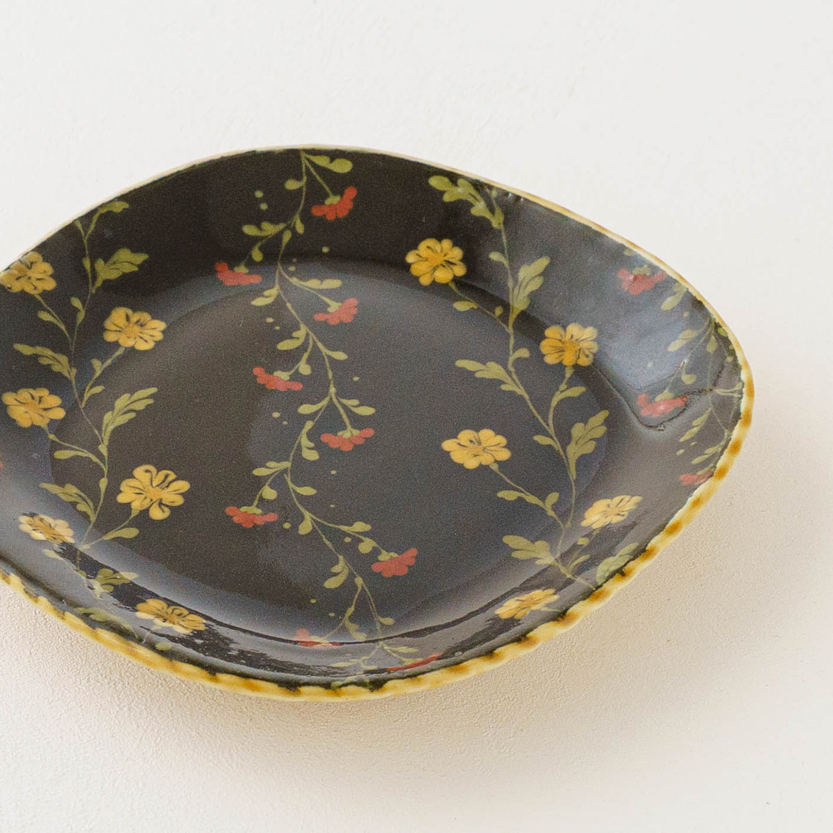 Square Plates | Ayano Arai