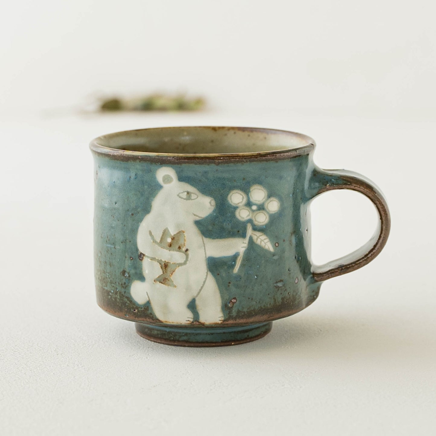 皐月窯さんの角コーヒーカップ中くま