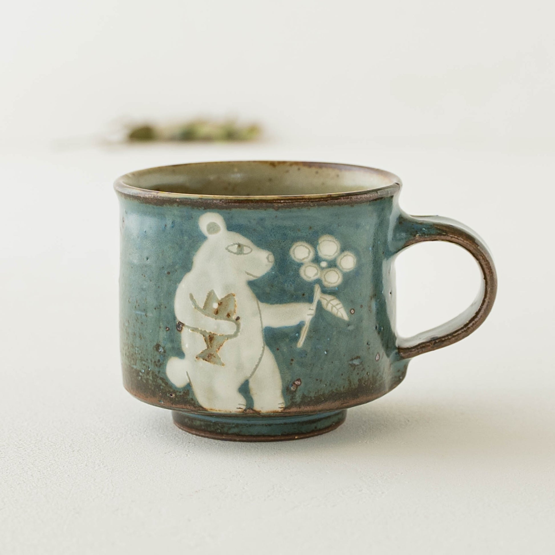 皐月窯さんの角コーヒーカップ中くま