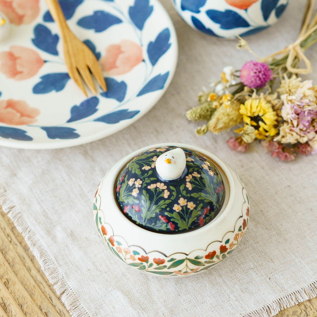 Lidded container duck A | Ayano Arai
