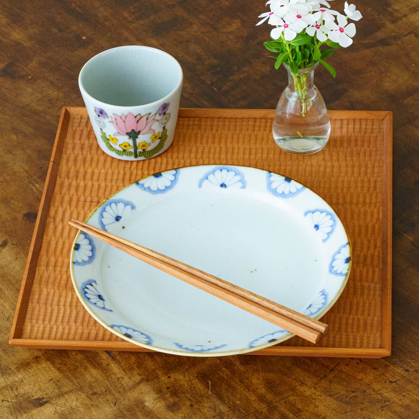 21cm rimmed plate chrysanthemum| Satsukigama