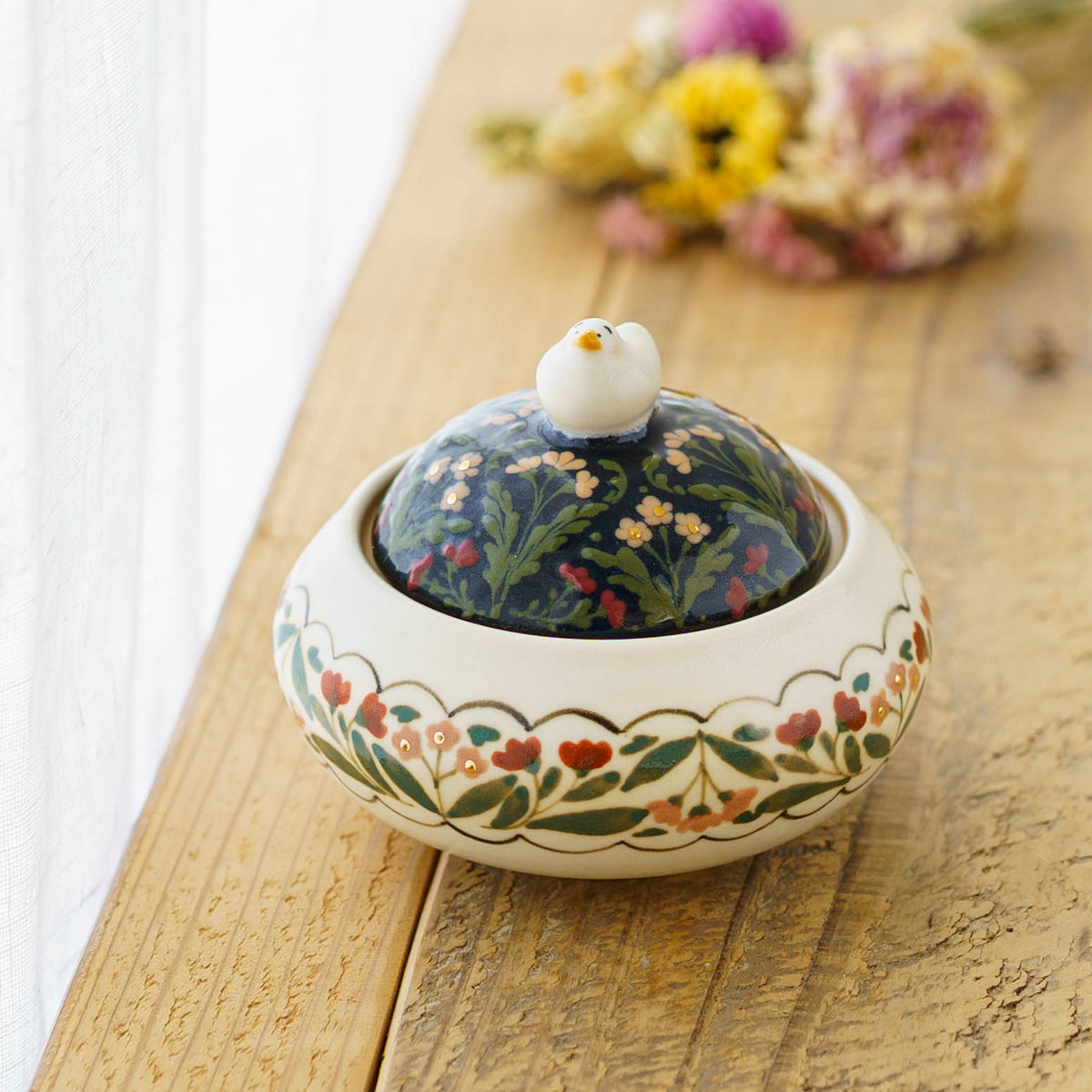 Lidded container duck A | Ayano Arai