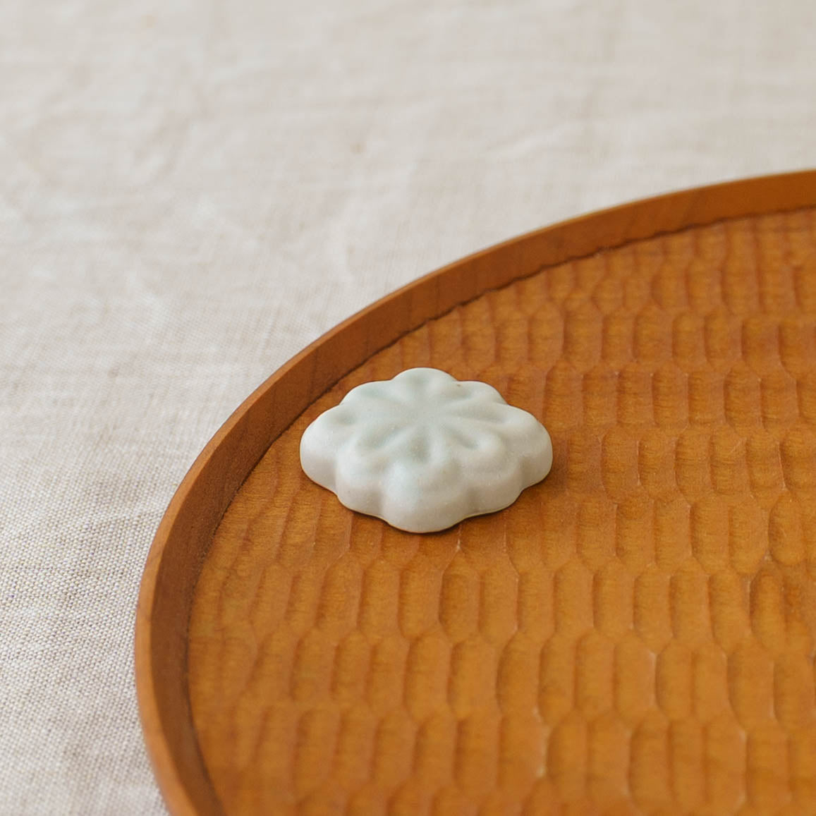 箸置き　小　四角　白｜若菜綾子