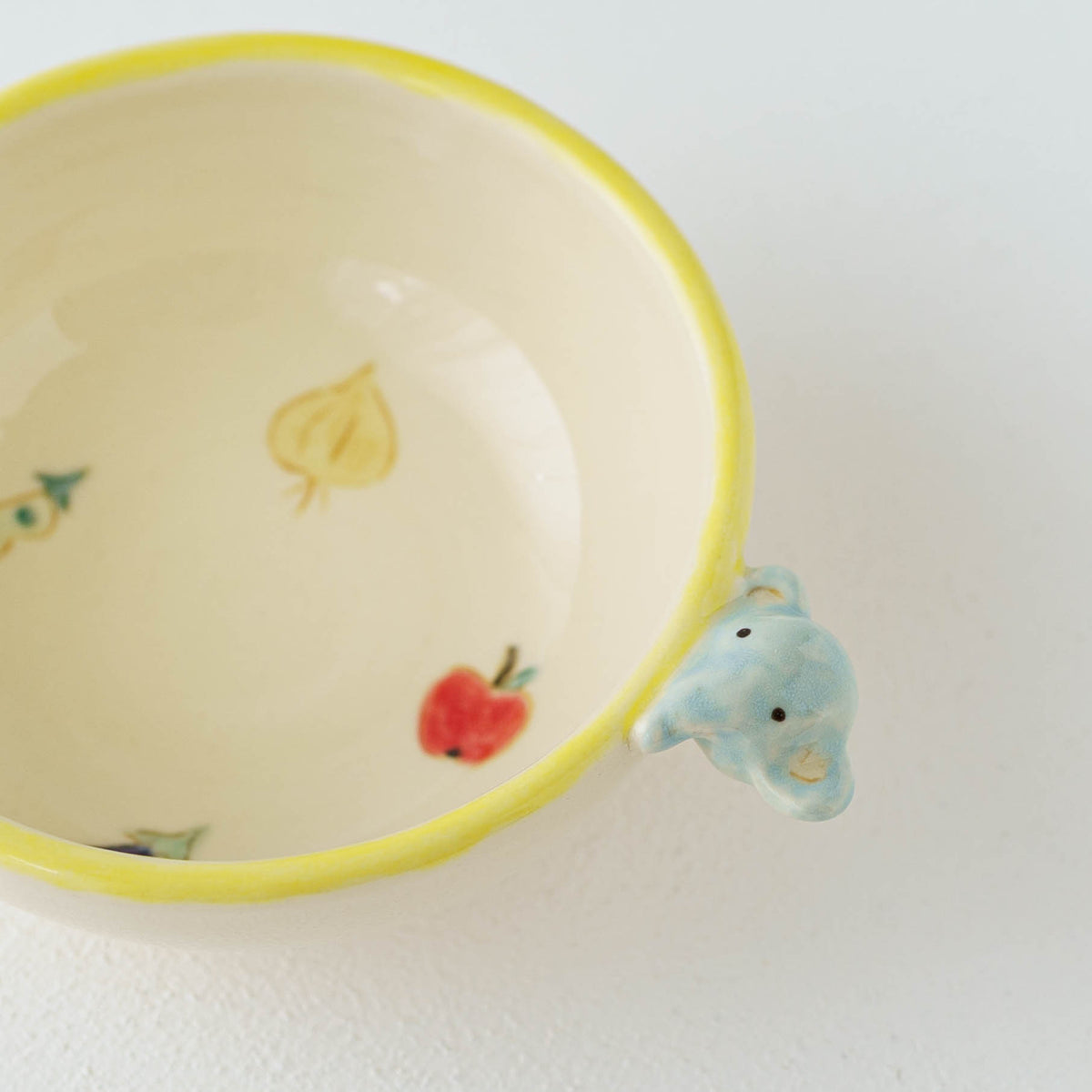 Small Bowl with Handles elephant | Aki Ota
