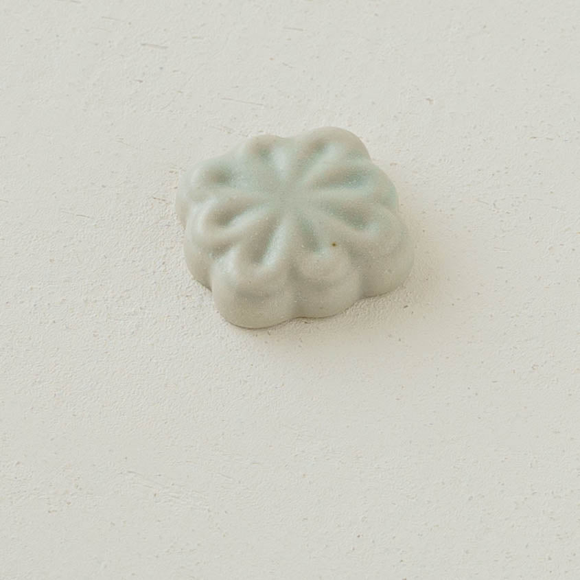 箸置き　小　四角　白｜若菜綾子