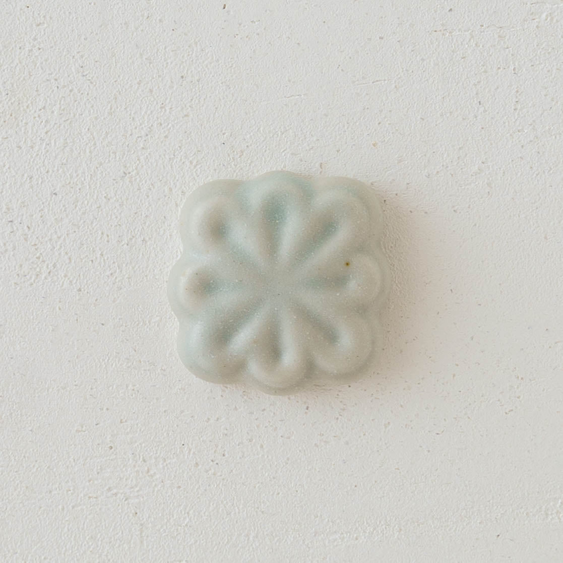 箸置き　小　四角　白｜若菜綾子
