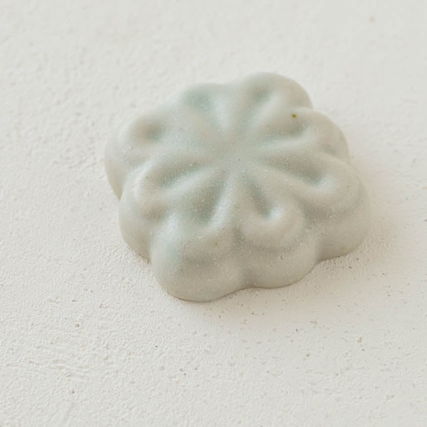箸置き　小　四角　白｜若菜綾子