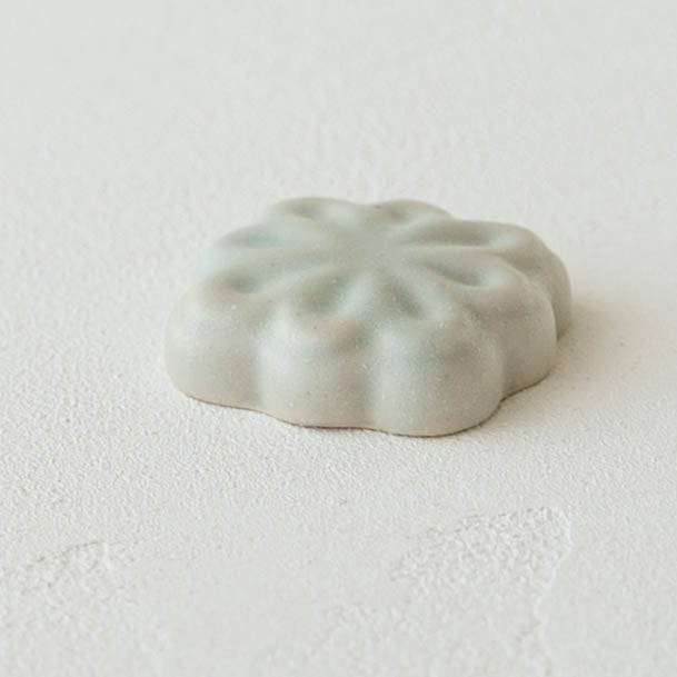 箸置き　小　四角　白｜若菜綾子