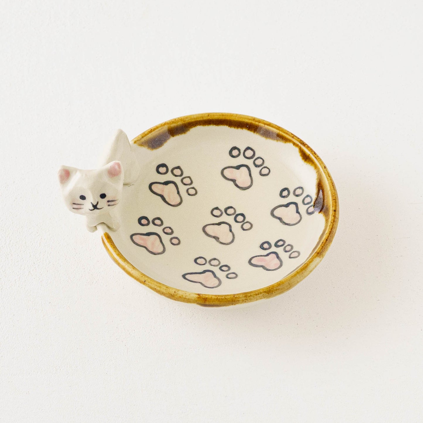 Cat x paw round plate｜Kei Kajita