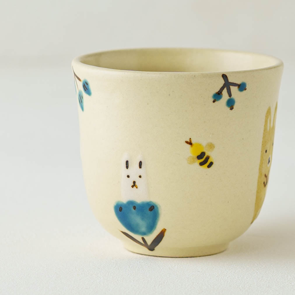 Mug rabbit | Aki Ota