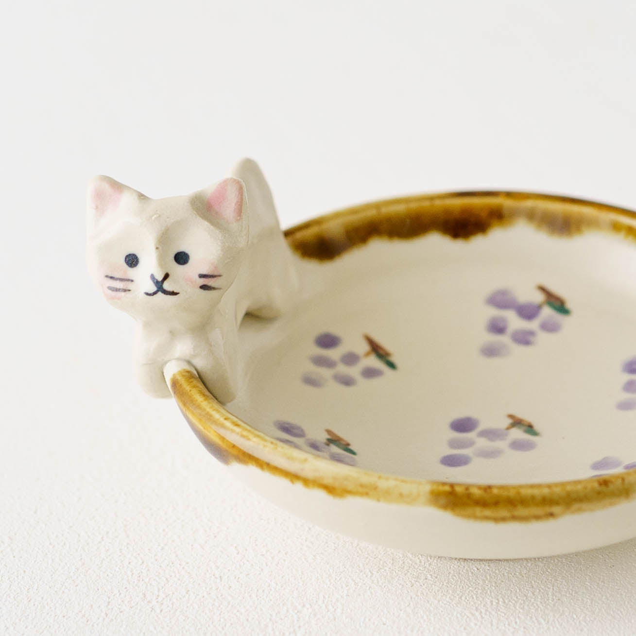 ねこ x ぶどう　小皿｜梶田慶