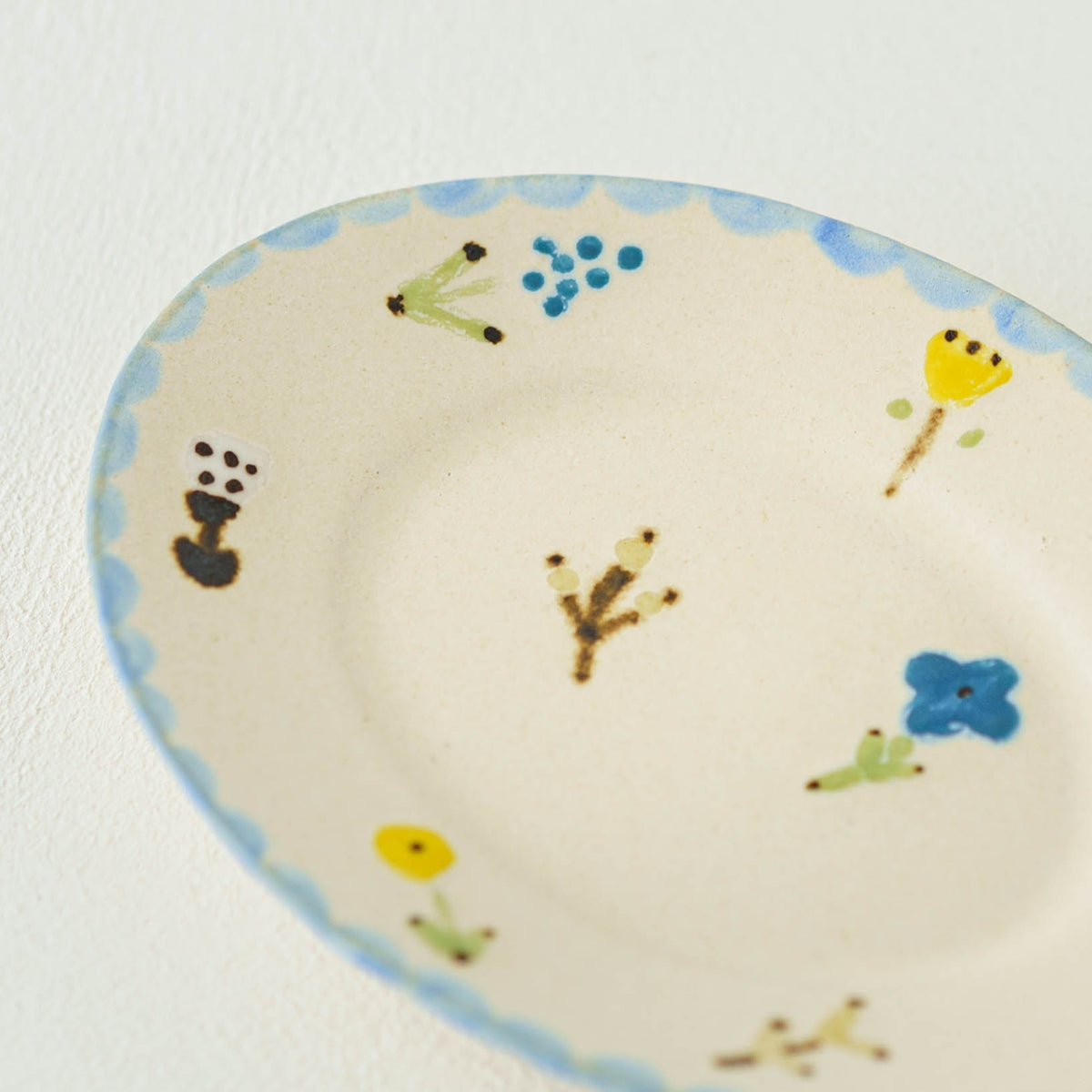 Small Plate flower | Aki Ota